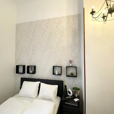 아파트 Vaczi Relax Boutique Suits