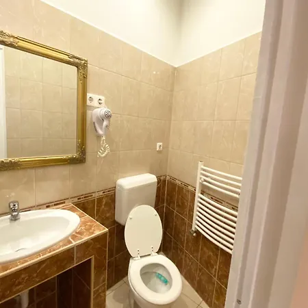 Vaczi Relax Boutique Suits Διαμέρισμα