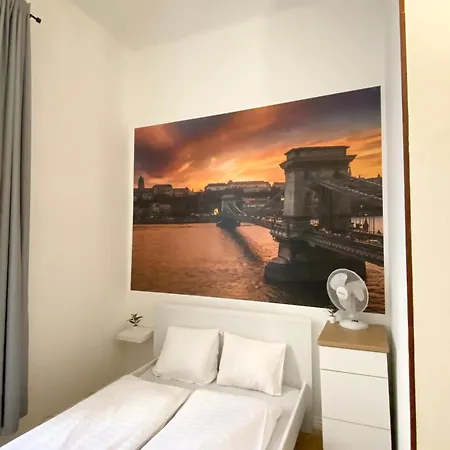 Vaczi Relax Boutique Suits Διαμέρισμα